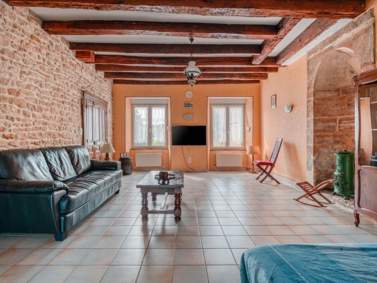 Authentic Cottage In Nouart Near Forest Екстериор снимка