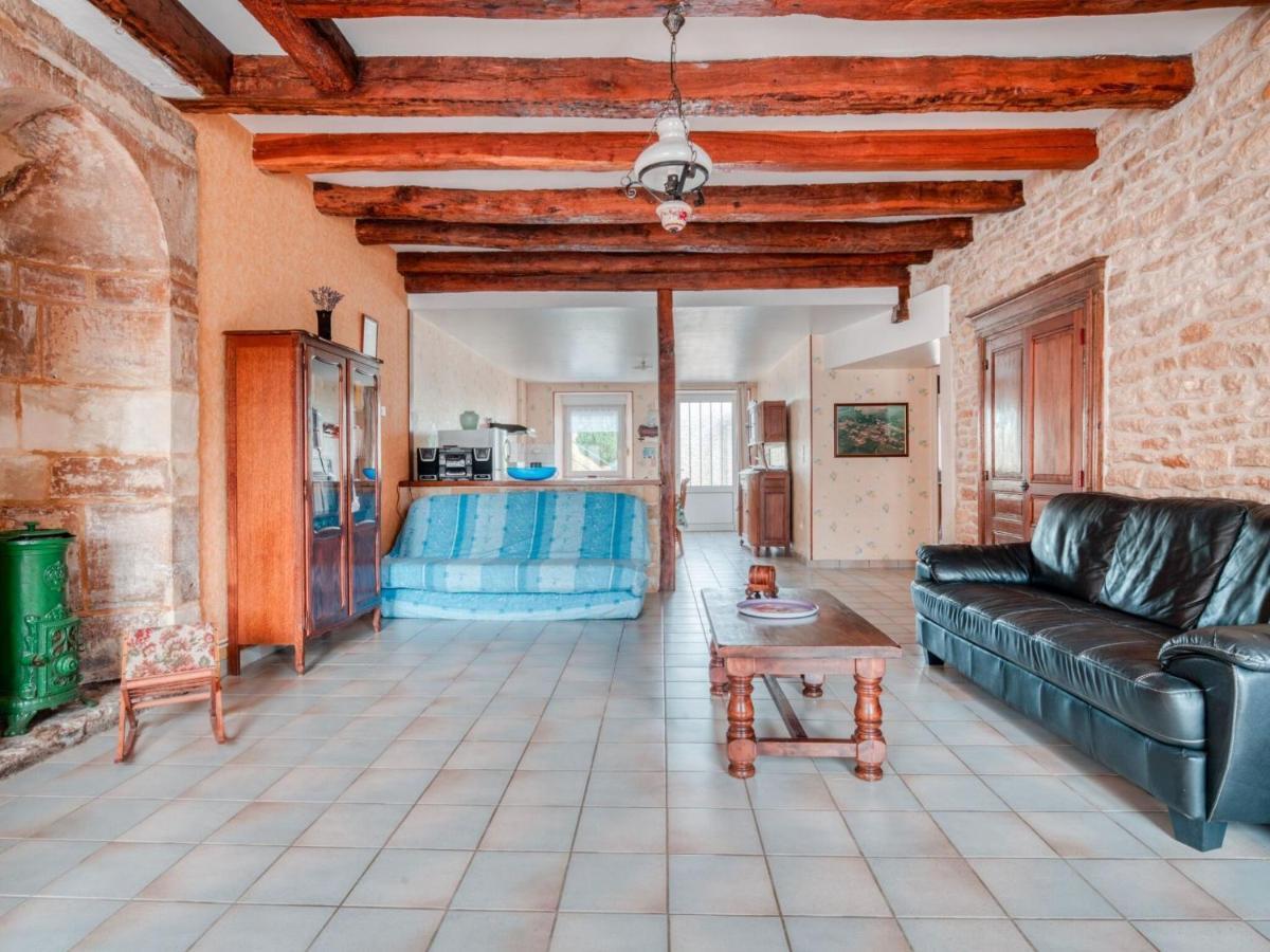 Authentic Cottage In Nouart Near Forest Екстериор снимка